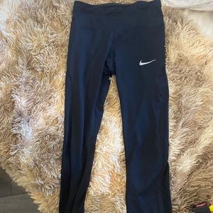 Nike dry fit cropped leggings 🥰🌸🍁🍃